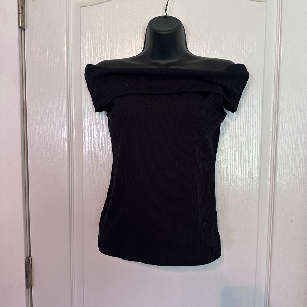 a new day Ribbed Black Top